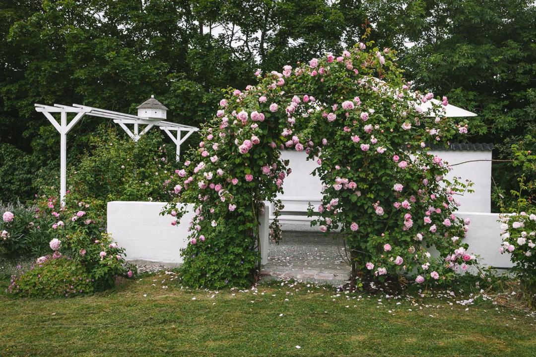 Vallby Cottage Enköping Buitenkant foto